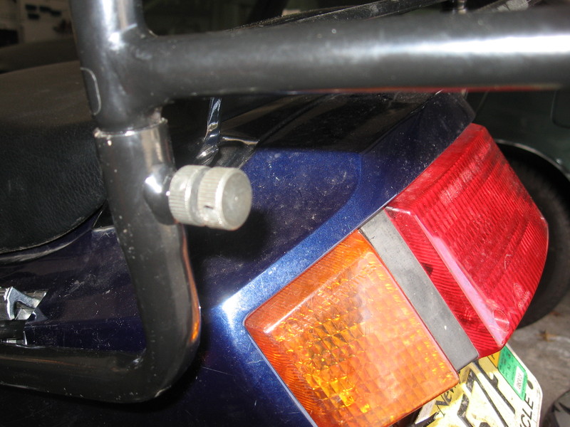 File:InstallingVenturaRack011.jpg