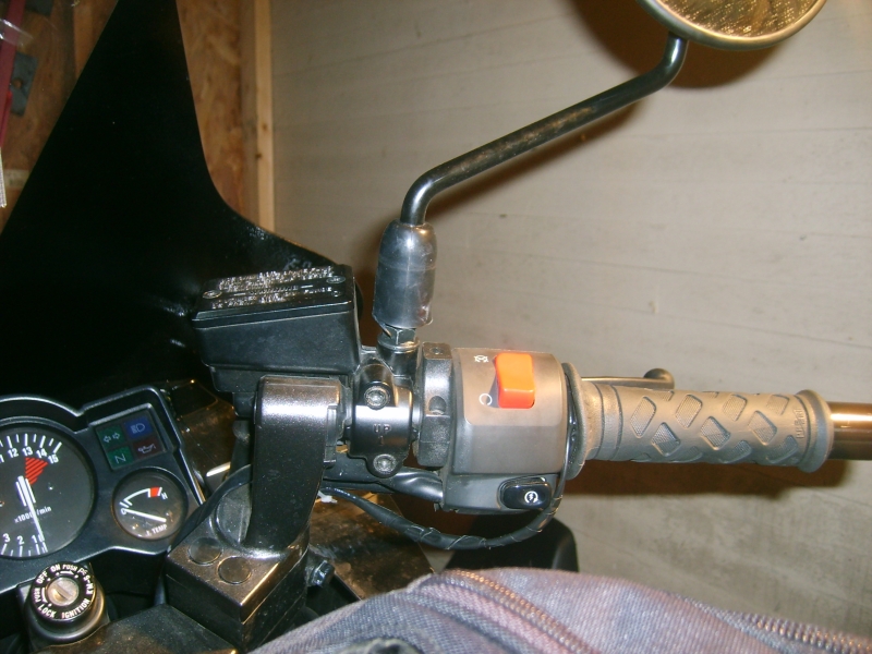 File:KLR mirrors 2-1.jpg