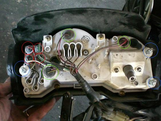 File:Guagerear2un6.jpg